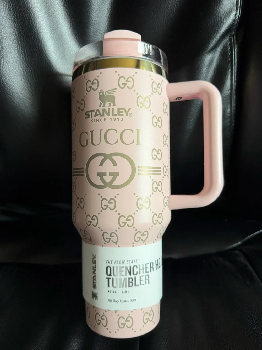 Stanley GUCCI 40oz Pink & Gold Tumbler w/ Handle - Picture 5 of 6